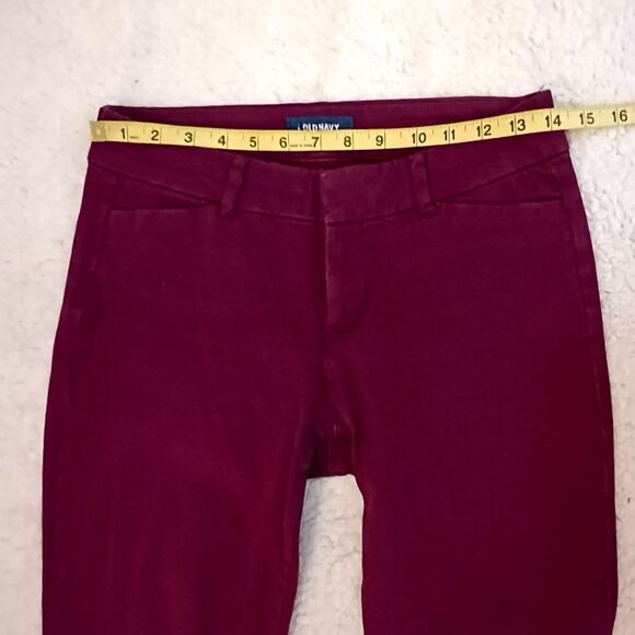 Old Navy Pixie Mid rise Burgundy pants Size 4R - Picture 5 of 9